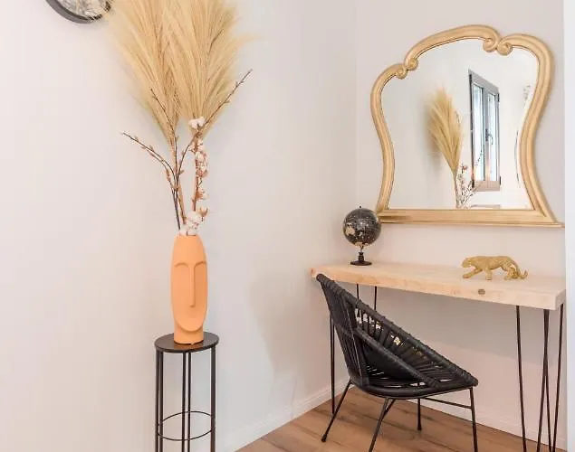 Echoppe Typique De Bordeaux Renovee 3 Ch./3 Sdb Feriehus Talence